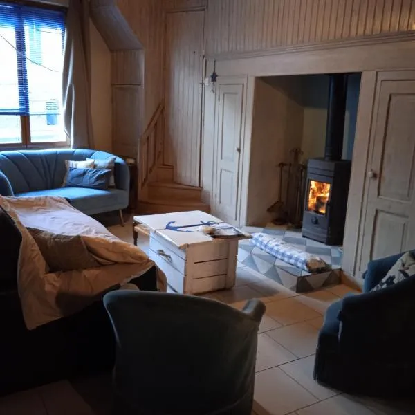 Aux 10 Ponts - Gîte aux abords du fleuve La Somme - La mer à 30 min - La nuit pour 6 voyageurs, hotel v destinaci Pont-Rémy