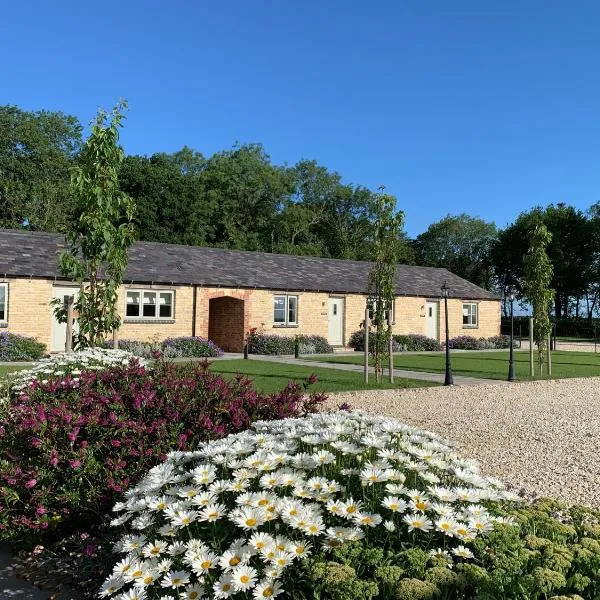 Briary Cottages at Iletts Farm, hotel i Brackley