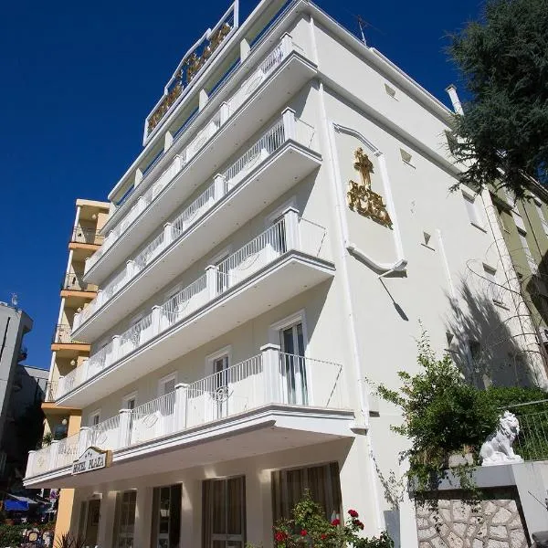 Hotel Plaza, khách sạn ở Gabicce Mare