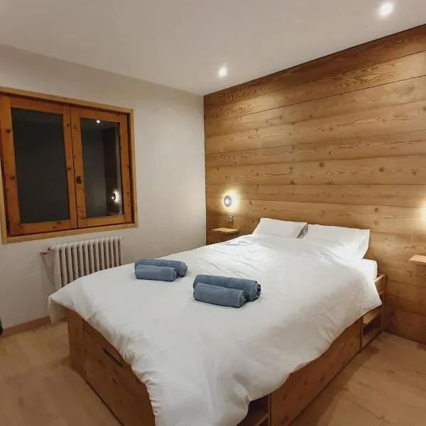 *** Le Refuge *** Logement standing Megève、Demi-Quartierのホテル