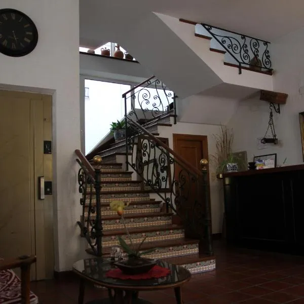 Hostal Goya II, hotel in Aguilafuente