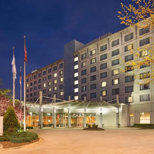 Hyatt Rosemont Near O'Hare: Schiller Park şehrinde bir otel