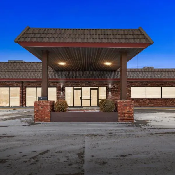 Eleven Boutique Hotel LLC, hotel in Emporia