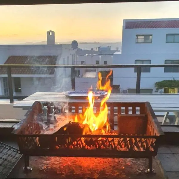 Langebaan Paradise Beach Self Catering 4 Elara, hotel in Langebaan