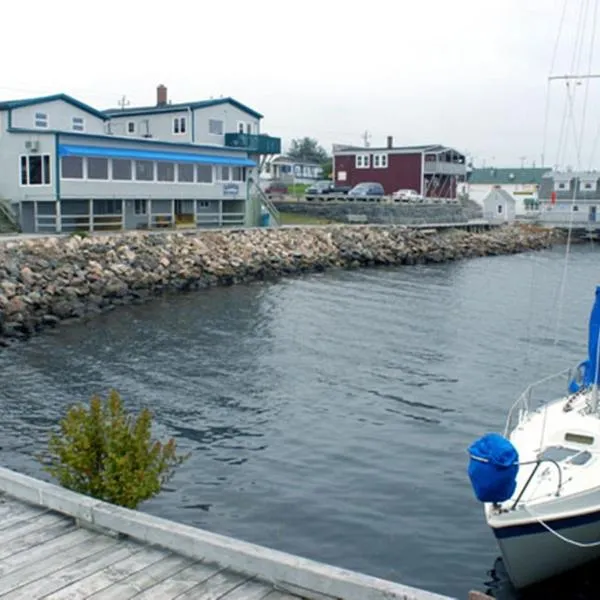Auberge Bay Wind Suites, hotell i Margaree Harbour