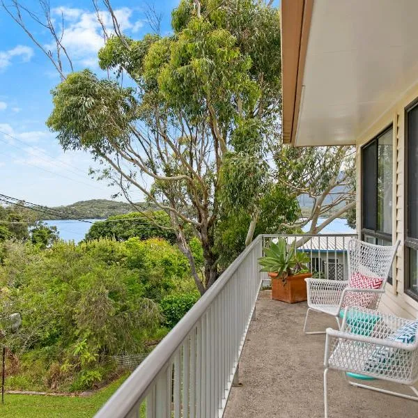Number One - tranquility, views, walk to beach, hotel in Camden Head