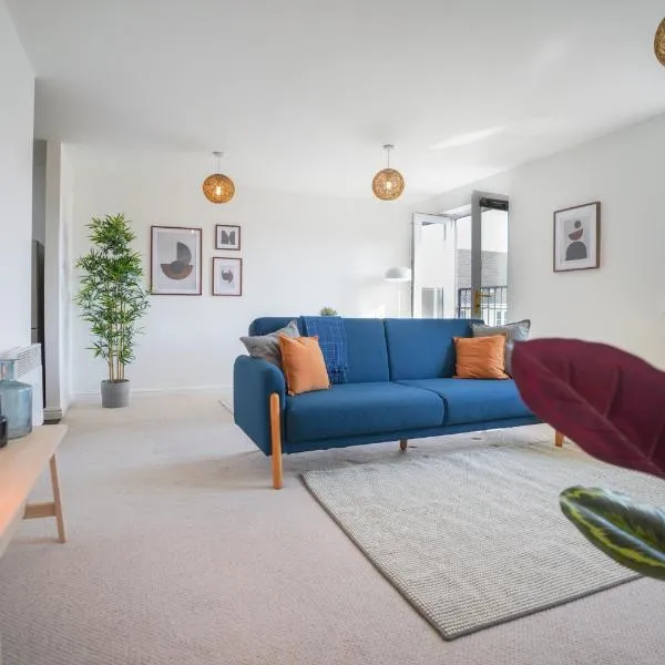 Stylish Apartment with Private Parking, hotell i Cardiff