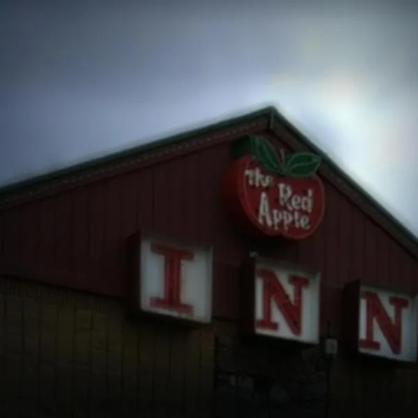 Red Apple Inn, hotel in Wayne