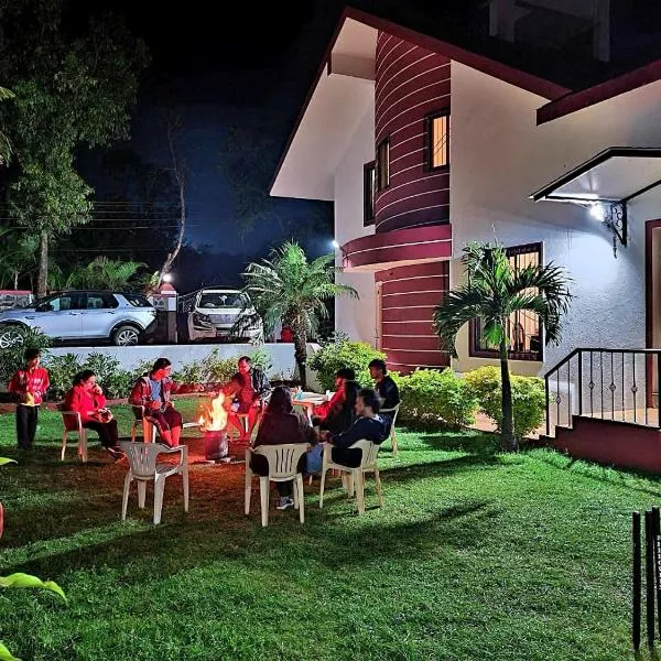 Nilgiri Villa with Swimming Pool, hotel v destinaci Mahábalešvár