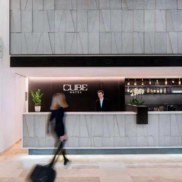 Hotel CUBE Prague, hotel in Prague
