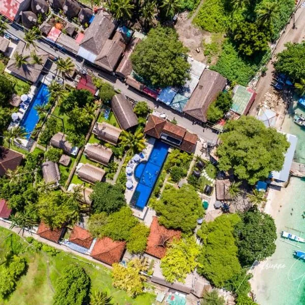 Oceans 5 Dive Resort, hotel in Gili Islands