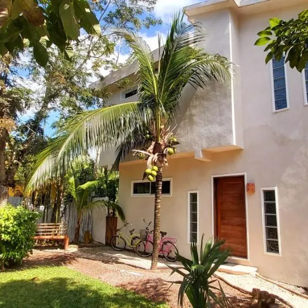 MINI PINI BIRD WATCHING AND CENOTE Loft, khách sạn ở Cozumel