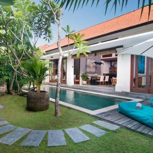 2BR Villa Violetta - Minggu Villas, hotel in Kerobokan