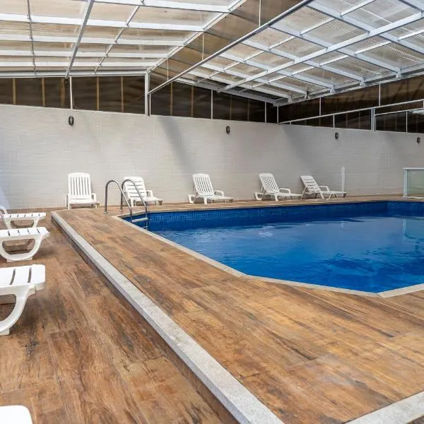 Hotel Ilha da Madeira, hotel em Balneário Camboriú