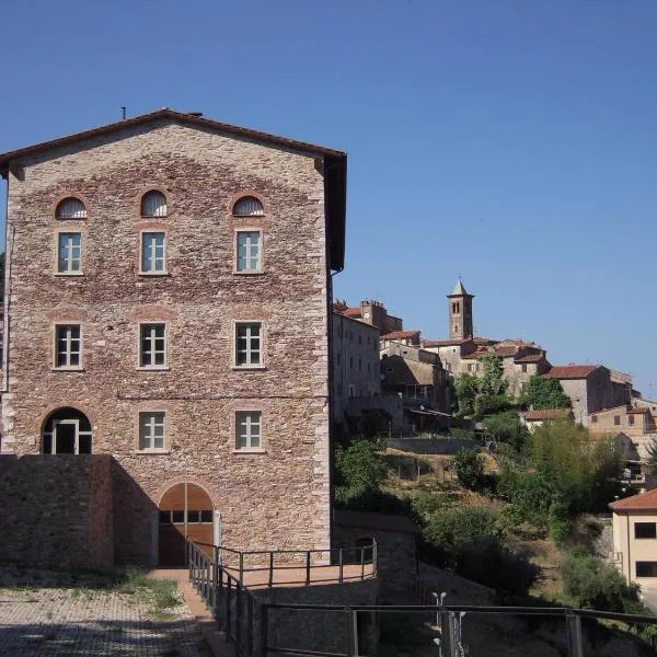 Sassetta Holiday, hotel Sassettában