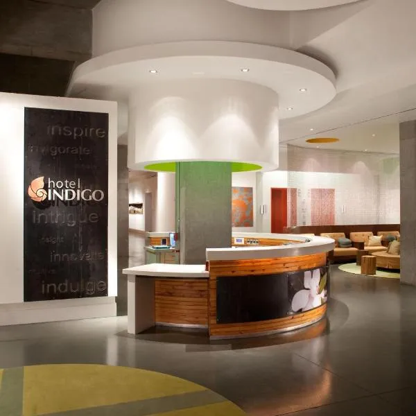 Hotel Indigo Athens - University Area, an IHG Hotel، فندق في أثينا