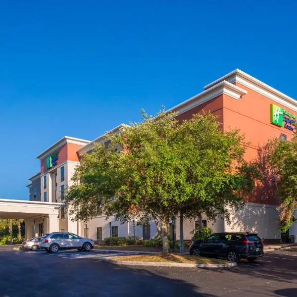 Holiday Inn Express Hotel & Suites Tampa-Anderson Road-Veterans Exp by IHG, hotel u gradu 'Tampa'