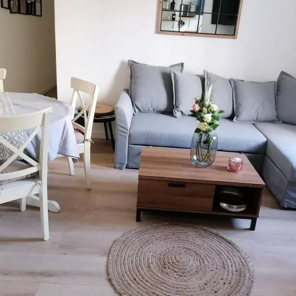 Logement à 25min de Paris avec parking, Hotel in Longjumeau