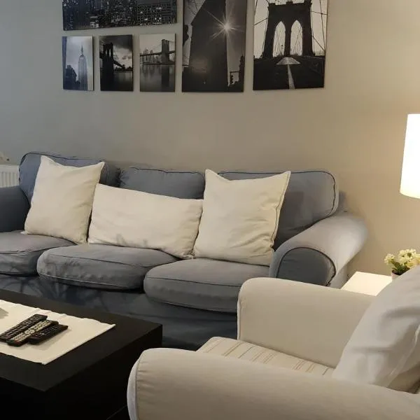 Two Bedroom Shmeisani Apartment, hotel in Amman