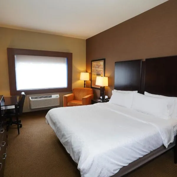 Creekside Hotel & Suites, hotel di Round Prairie