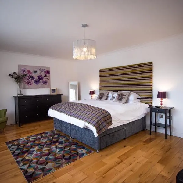 Langley Cottage Retreat Sleeps 2 Long Stay 20-min to Banniskirk Hub, hotel in Wick
