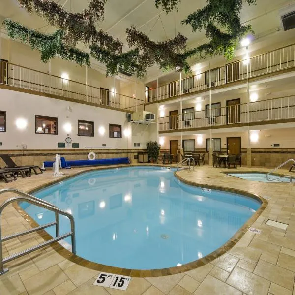 Motel 6 Minot, ND, viešbutis mieste Mainotas