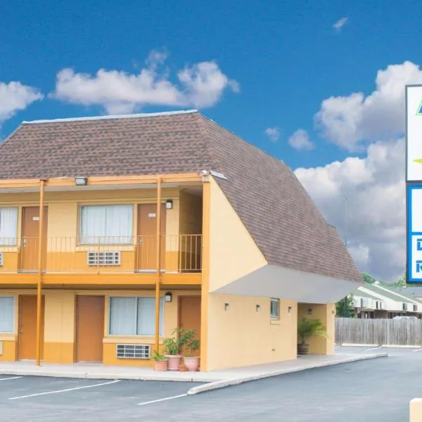 Express Inn Newport News, hotel in Newport News