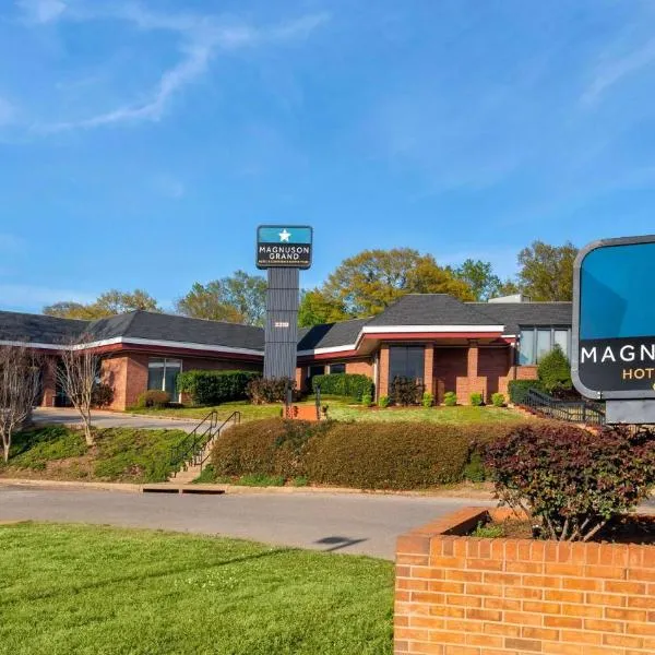 Magnuson Grand Hotel and Conference Center Tyler: Winona şehrinde bir otel