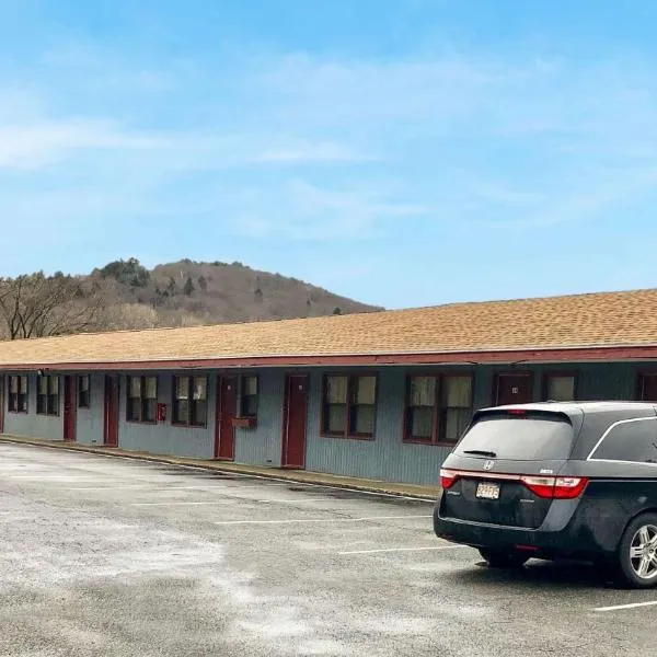Pleasant Valley Motel West Stockbridge, hotel di West Stockbridge