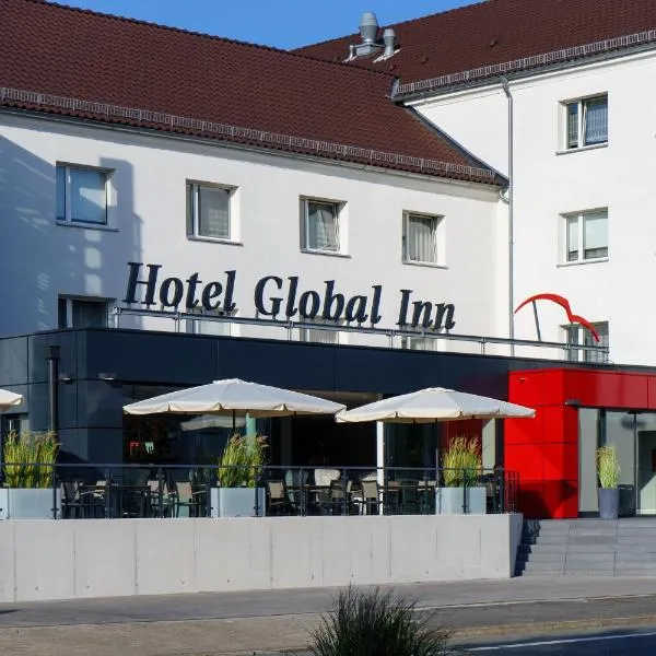 Viesnīca Hotel Global Inn Volfsburgā