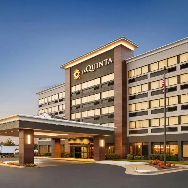 La Quinta Inn & Suites by Wyndham Richmond-Midlothian, hotel v destinaci Midlothian