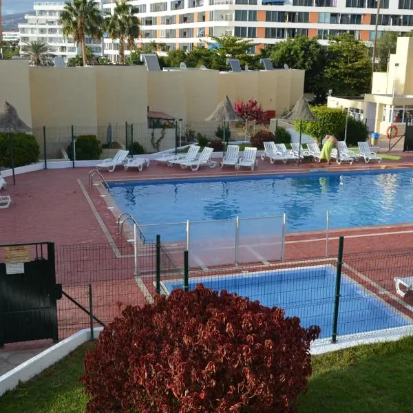 Bungalow Costa Adeje Cortijo 2-4, hotel em Playa de las Americas