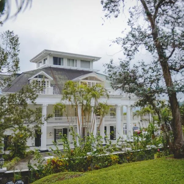 Escazu में, होटल Fogo Resort