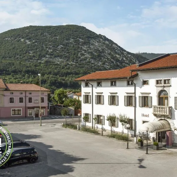 Sabotin, Hotel & Restaurant, hotel in Volčja Draga