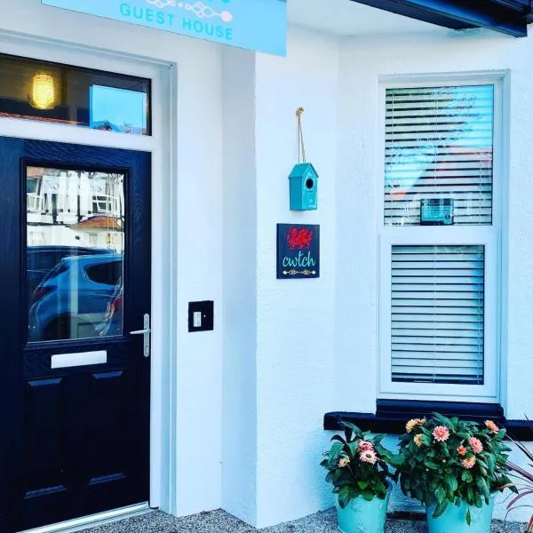 Cwtch Guesthouse, hotel in Llandudno