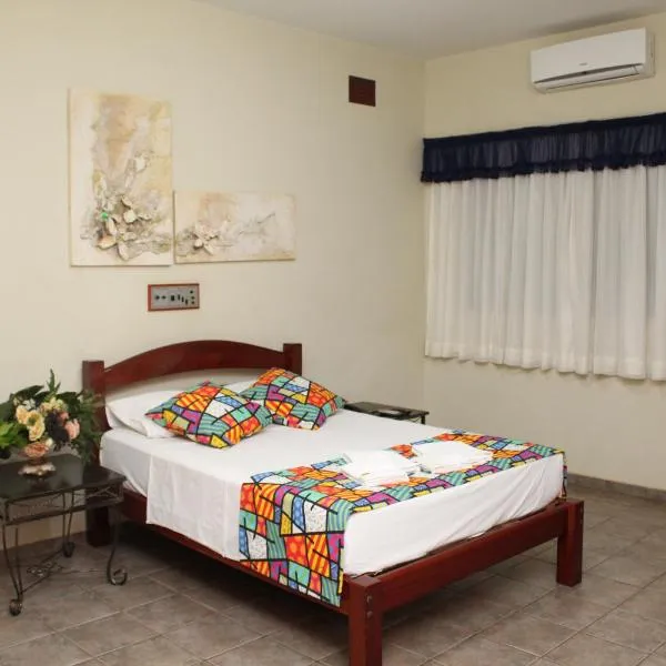 Grandes Lagos Park Hotel, hotel in Jales