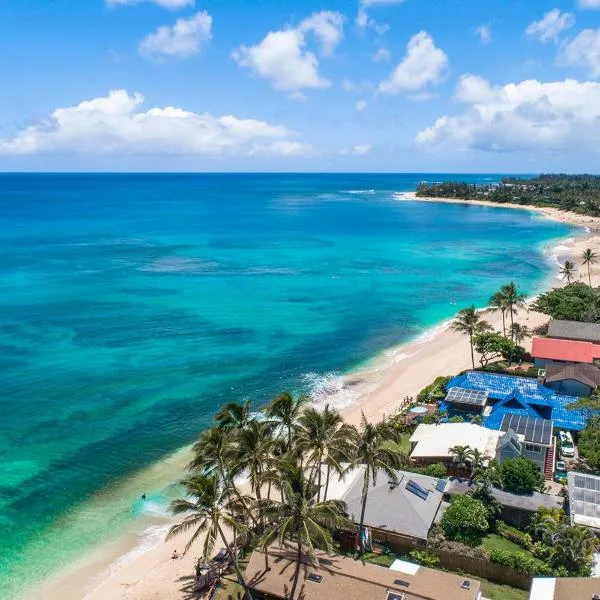 Hawaii Oceanfront Beach House Paradise on the Beach Family Activities, hotell i Haleiwa