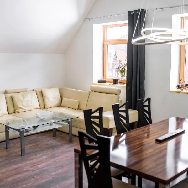 Penzion a Restaurace v Zátiší, hotel v destinaci Horní Lhota