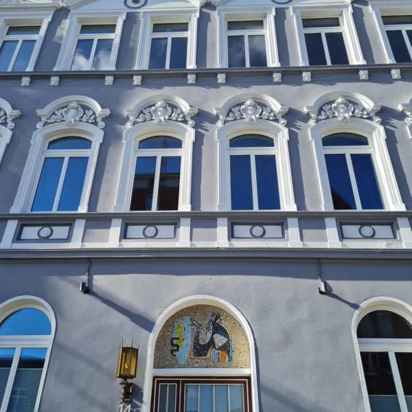 Traum-Ferienwohnung Mozart !, hotel v destinaci Wilhelmshaven