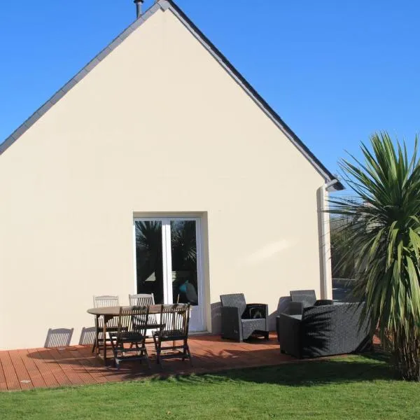 Maison récente, deux chambres, à 10 minutes en voiture des plages, hotel in Moëlan-sur-Mer