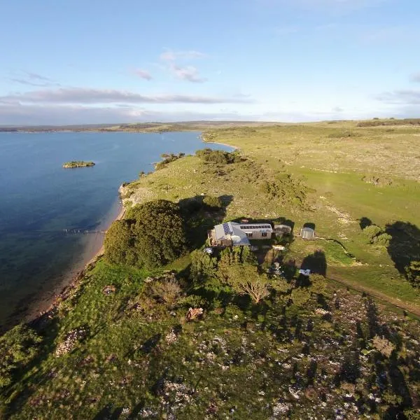 Ratcliff Cottage, hotell i D'Estrees Bay