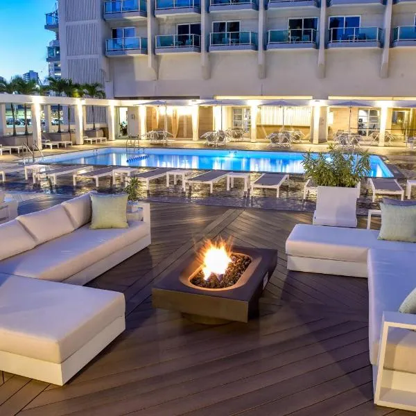 Ala Moana Hotel - Resort Fee Included, hotel in Honolulu