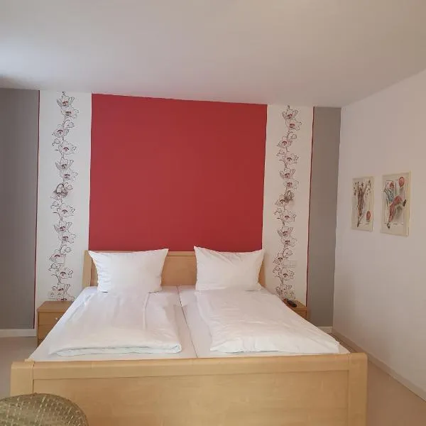 Gästehaus Altstadttraum, hotel v destinaci Leer