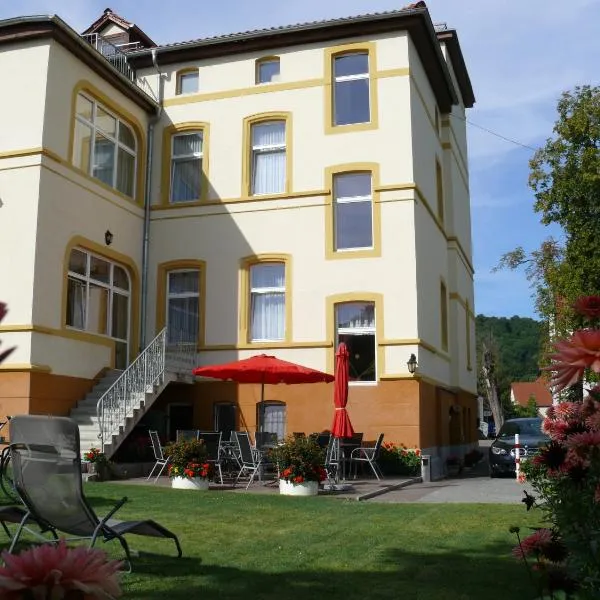 Pension Kreisel, hotel v destinaci Bad Kösen
