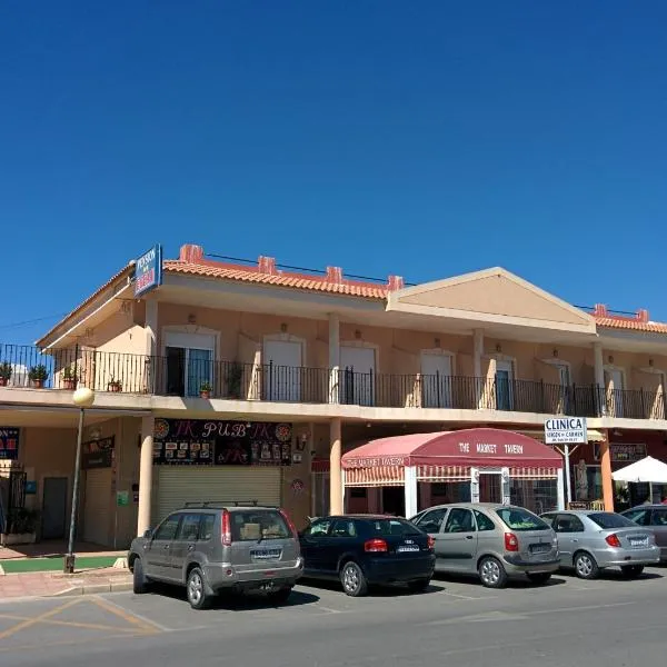 Pensión Egea II, hotel em Puerto de Mazarrón