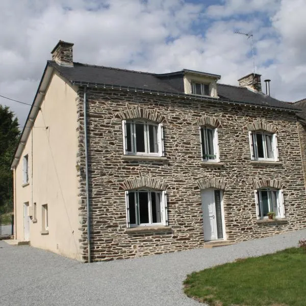 Gîte du courtil aux fées，Les Fougerêts的飯店