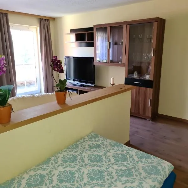 Ferienwohnung Kottmarsdorf Löbauer Strasse 11, hotel in Neusalza-Spremberg