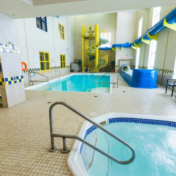 Redwood Inn & Suites, hotel a Clairmont