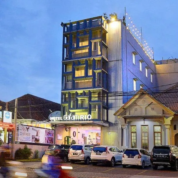 Hotel Dafam Rio, hotel v destinaci Ujungberung