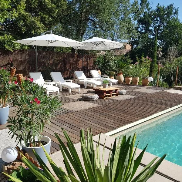 Mas Provençal au Cannet des Maures, hotel v destinácii Le Cannet-des-Maures
